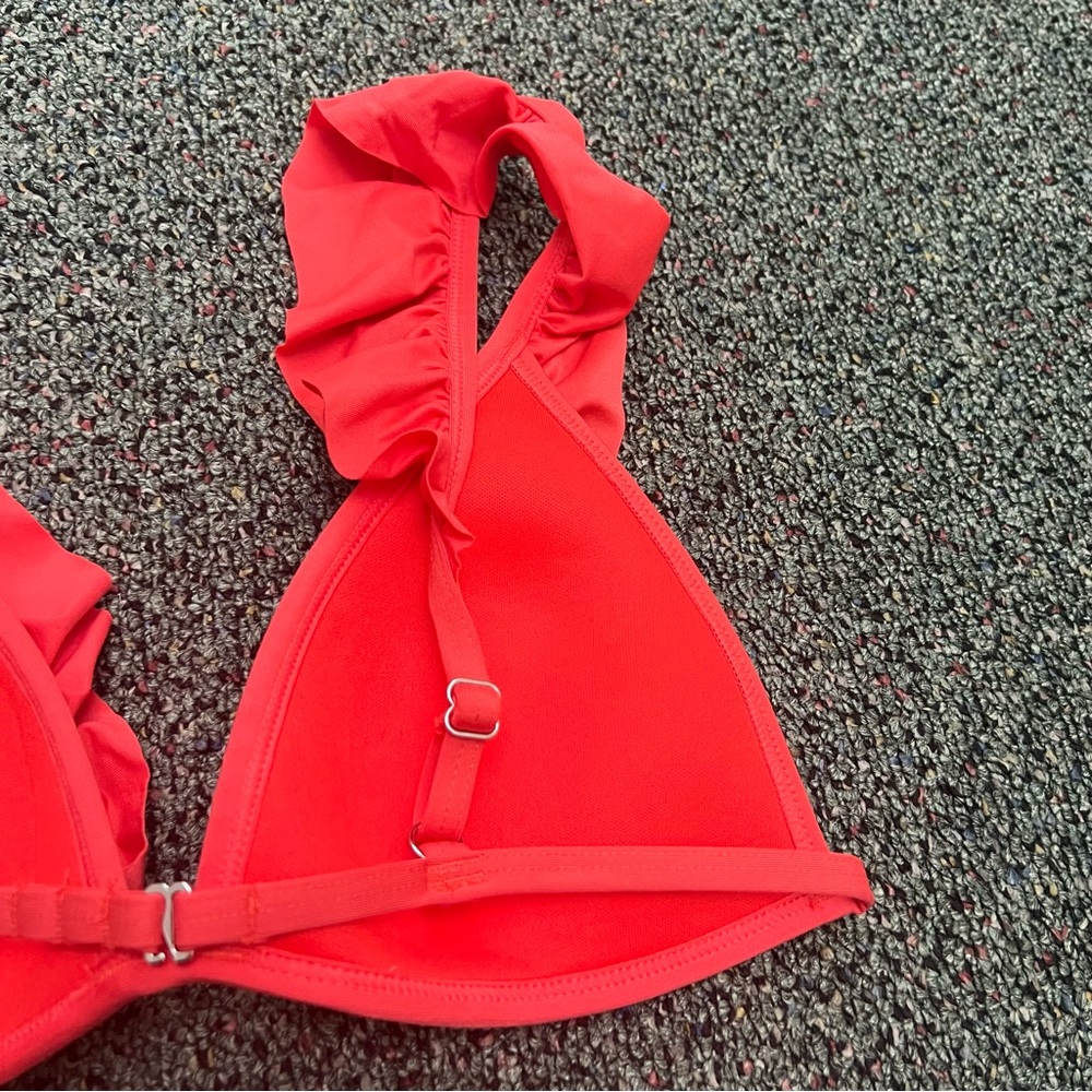 H&M Red Ruffle Shoulder Triangle Bikini Top Casual Flirty Swimwear Bathing Suit - Picture 8 of 12